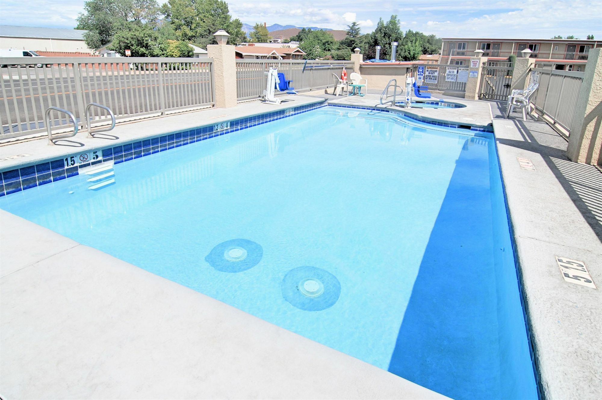 Econo Lodge Hurricane Zion Park Area Exterior photo